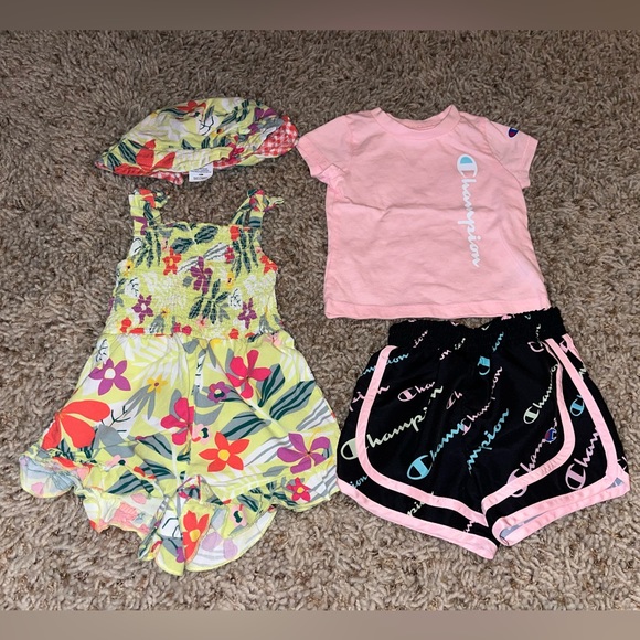 Girls spring/summer lot size 12 months - Picture 2 of 4